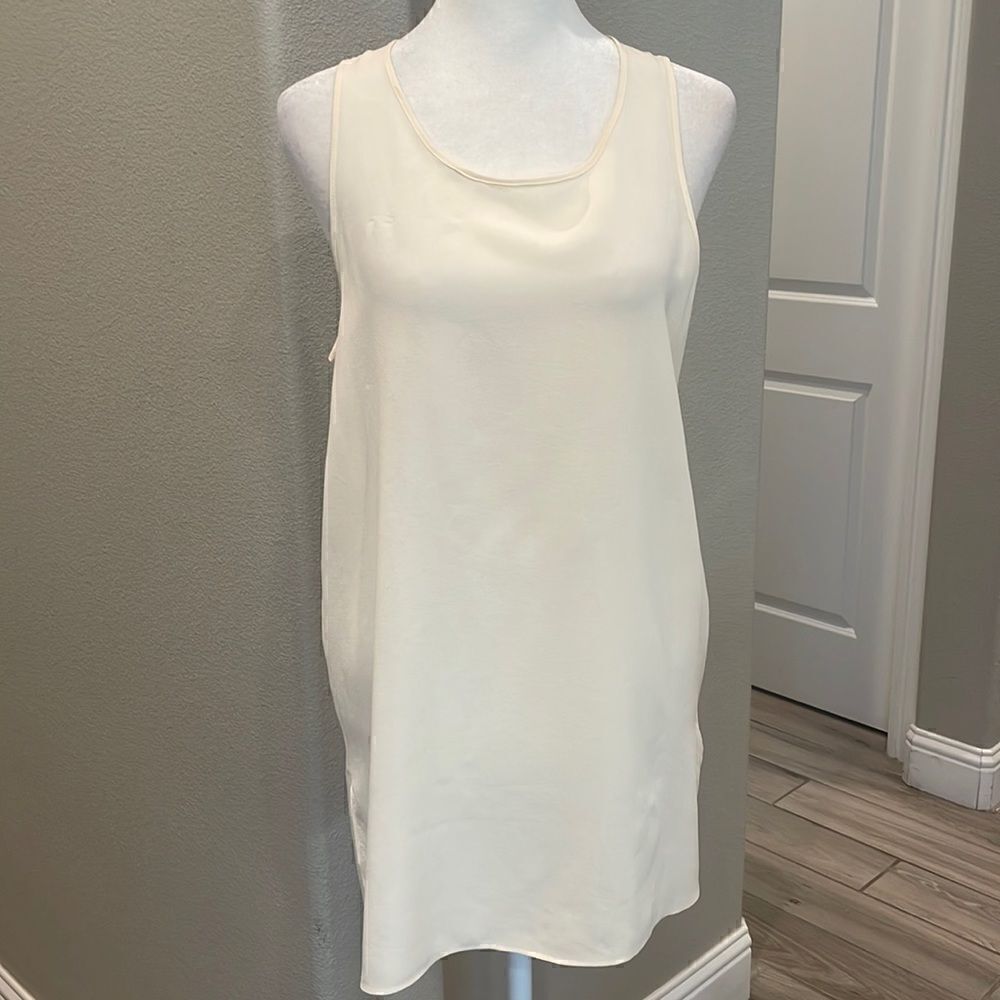 R Label Silk Sleeveless Long Blouse